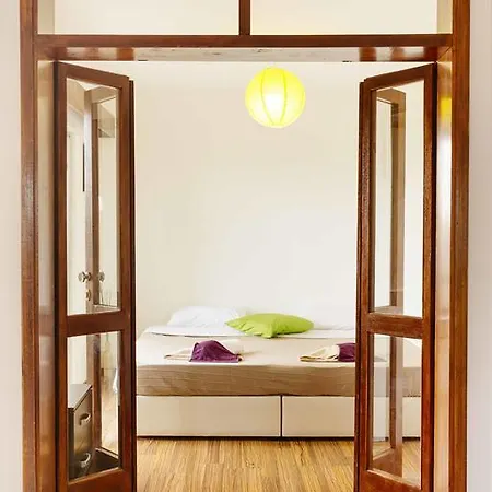 Apartment Penthouse B7 *